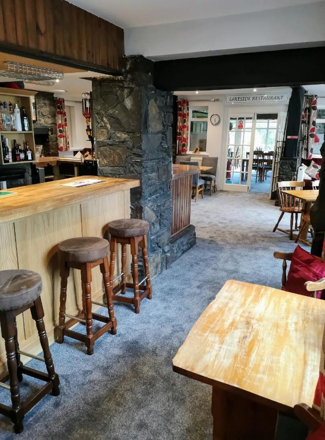 彭特雷佛拉斯 Y Giler Arms酒店 外观 照片